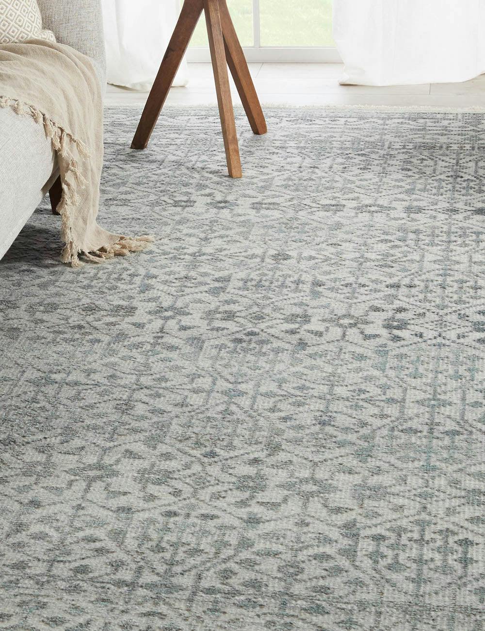 Ottoline Tonal Gray 10' x 14' Hand-Knotted Wool-Viscose Rug