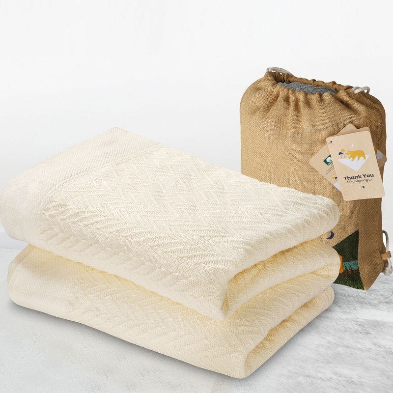 Ivory King-Sized Herringbone 100% Cotton All-Season Blanket