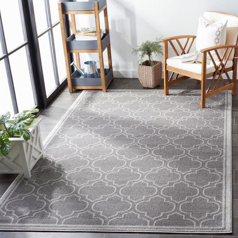 Geometric Duo-Tone Grey Easy-Care 6' x 9' Synthetic Area Rug