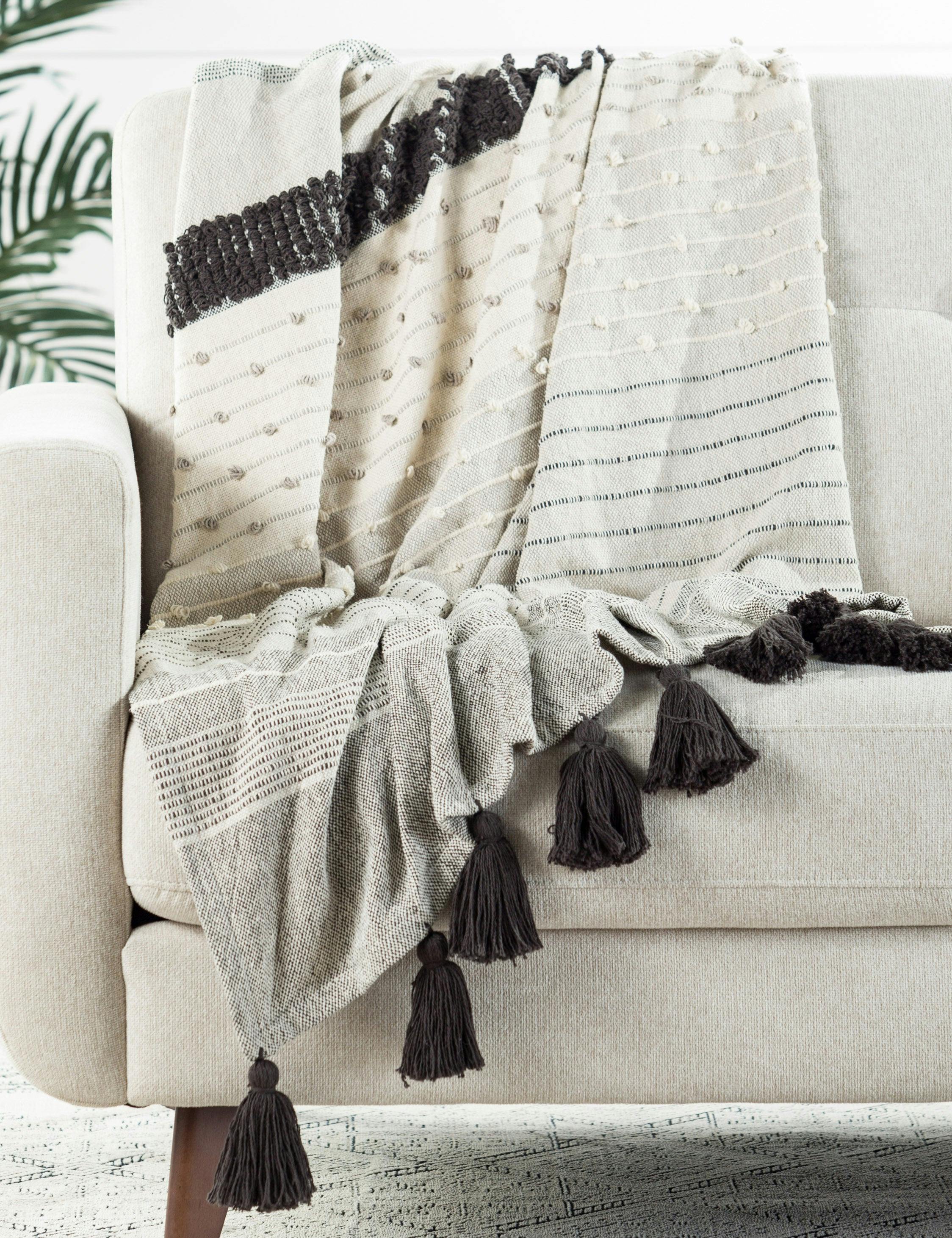 Sojourn Notre Boho Chic Gray and Ivory Cotton Throw with Tassels